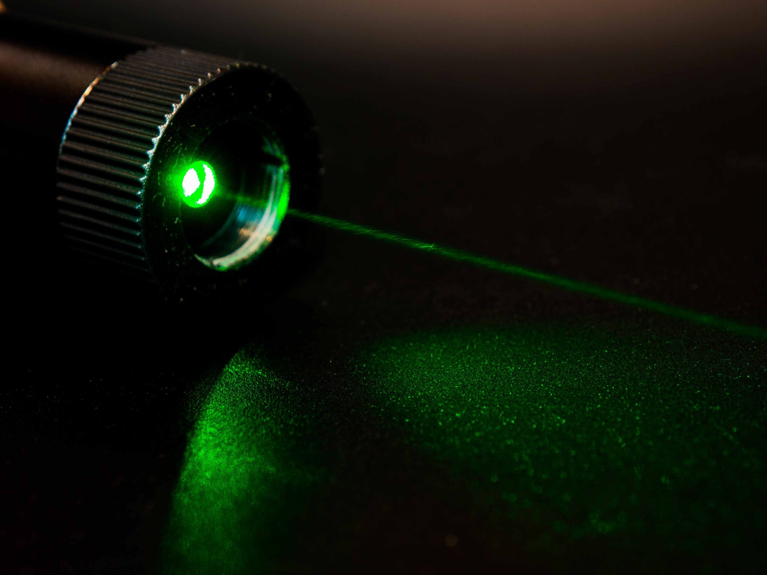 Photonics_green_laser